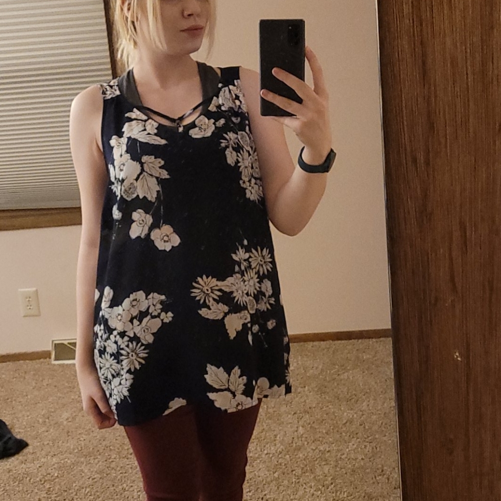 Maurices sheer black floral summer tank top sz. 3